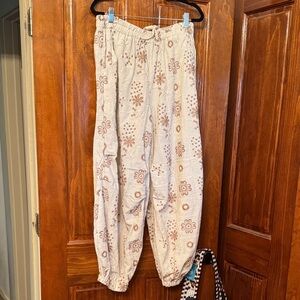 POL Floral Patterned Jogger Pants
